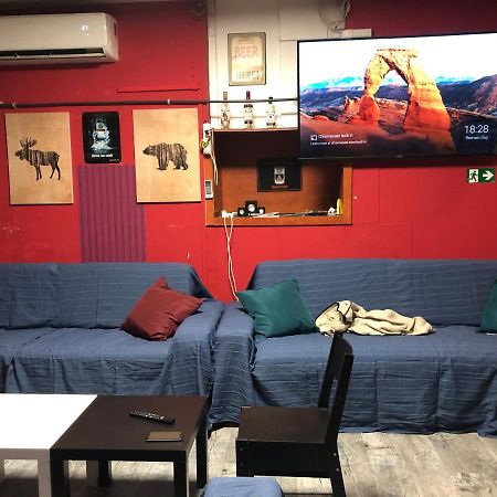 Whole Basement Former Pub2 For Stag Do, Men'S Cave Budapest Extérieur photo
