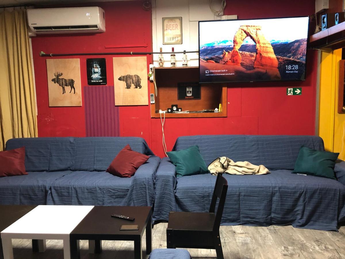 Whole Basement Former Pub2 For Stag Do, Men'S Cave Budapest Extérieur photo