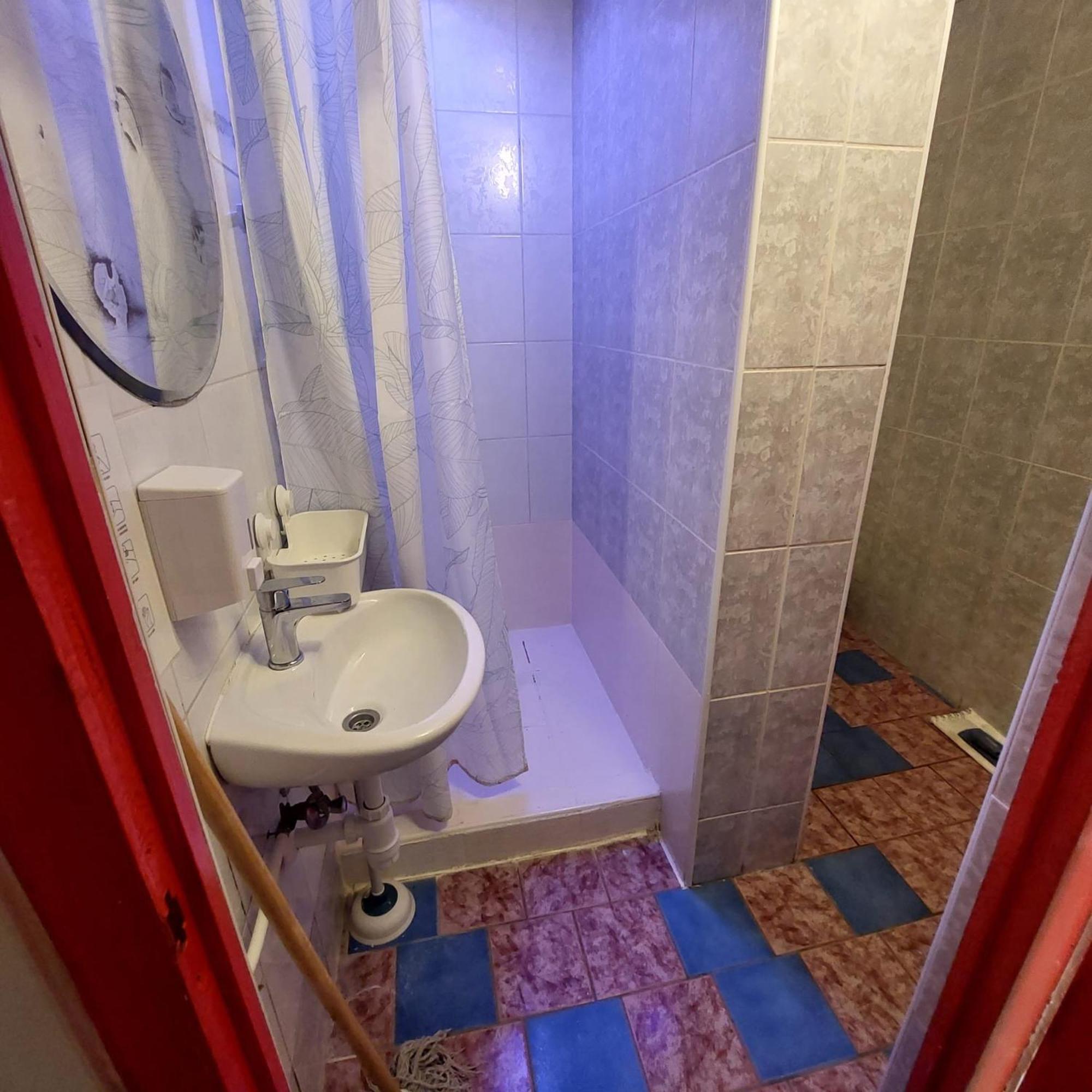 Whole Basement Former Pub2 For Stag Do, Men'S Cave Budapest Extérieur photo